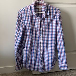 Men’s medium purple and blue button down shirt